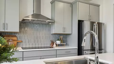 Kitchen - 1690 Puffin Rd, Saint Cloud, FL 34771 photo 5 of 13
