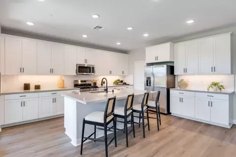 Kitchen - 1555 Skystone Way, Beaumont, CA 92223 photo 1 of 8