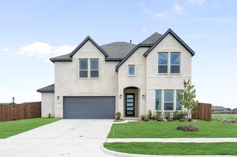 249 Fireberry Dr, Glenn Heights, TX 75154