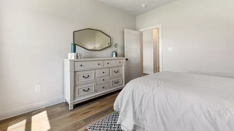 Bedroom - Mcfarland Road, Mobile, AL 36582 photo 4 of 6