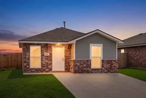 Exterior - 5525 Smith St, Lubbock, TX 79416 photo 2 of 15