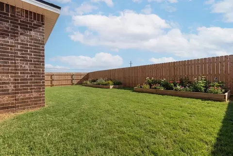 Exterior - 5525 Smith St, Lubbock, TX 79416 photo 5 of 15