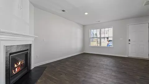 Living - 4 Oak Edge Ln, Greer, SC 29651 photo 3 of 3