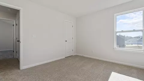 Bedroom - 4 Oak Edge Ln, Greer, SC 29651 photo 6 of 6