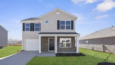 Exterior - 4 Oak Edge Ln, Greer, SC 29651 photo 4 of 11