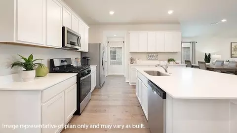 Kitchen - 217 Rome Ter, Tuttle, OK 73089 photo 6 of 7