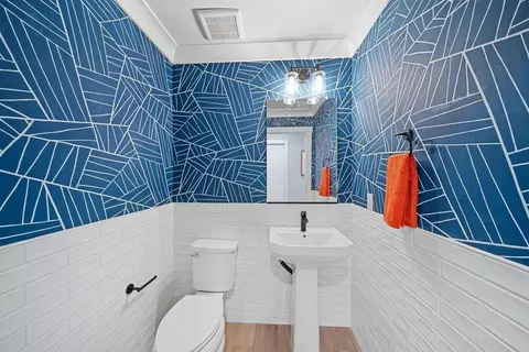 27177 Mission Blvd, Hayward, CA 94541