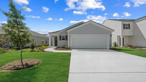 20 Lakefront Dr, Port Wentworth, GA 31407