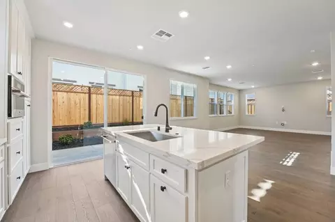 Entry Way - 802 Abigail Pl, Walnut Creek, CA 94598 photo 1 of 4