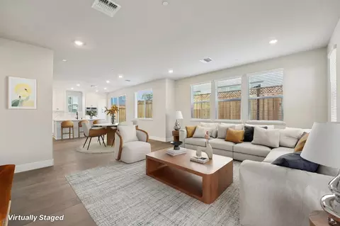 Living - 802 Abigail Pl, Walnut Creek, CA 94598 photo 2 of 5