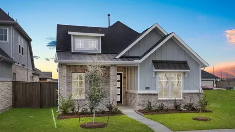 12115 Wild Bend Dr, Mont Belvieu, TX 77523