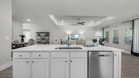 Kitchen - John Hamm Road, Milton, FL 32583 photo 9 of 9