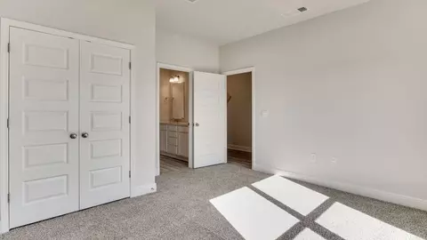 Bedroom - John Hamm Road, Milton, FL 32583 photo 6 of 17
