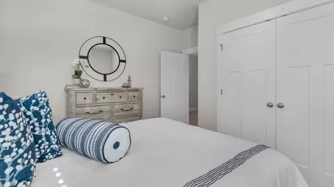 Bedroom - John Hamm Road, Milton, FL 32583 photo 12 of 17