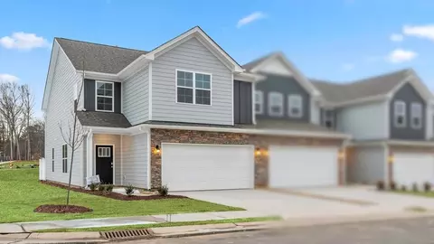 151 Briarwood Ln, Advance, NC 27006