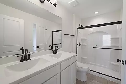 Bath - 394 Olympic Dr, Pacific, MO 63069 photo 1 of 2