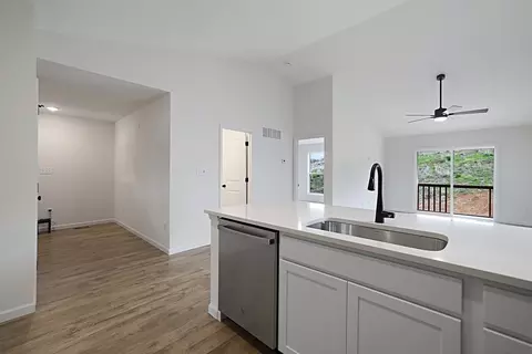 Entry Way - 394 Olympic Dr, Pacific, MO 63069 photo 1 of 1