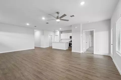 Living - 15036 Elite Dr, Aledo, TX 76008 photo 1 of 11
