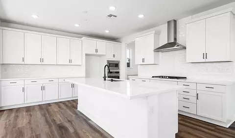 Kitchen - 782 E Lorca St, Mountain House, CA 95391 photo 2 of 7