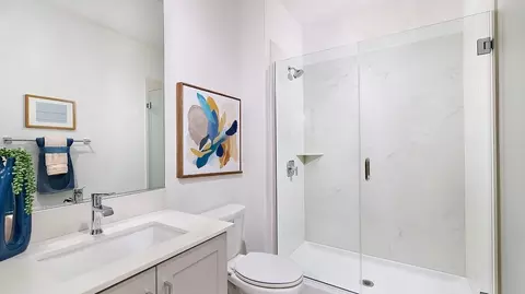 Bath - 12619 Harmon Rd, Poway, CA 92064 photo 3 of 6