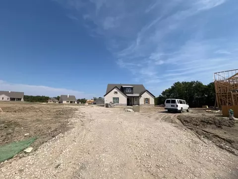 Monterey Circle, Van Alstyne, TX 75495