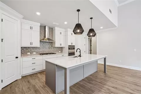 551 Pearl St, Cumming, GA 30040