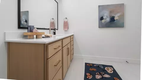 Bath - 4550 N Horton Way, Draper, UT 84020 photo 16 of 18