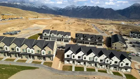 View/Area - 4550 N Horton Way, Draper, UT 84020 photo 4 of 9