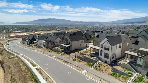 View/Area - 4550 N Horton Way, Draper, UT 84020 photo 9 of 9