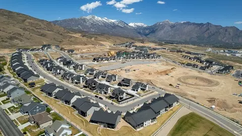 View/Area - 4550 N Horton Way, Draper, UT 84020 photo 7 of 9