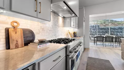 Kitchen - 4550 N Horton Way, Draper, UT 84020 photo 8 of 20