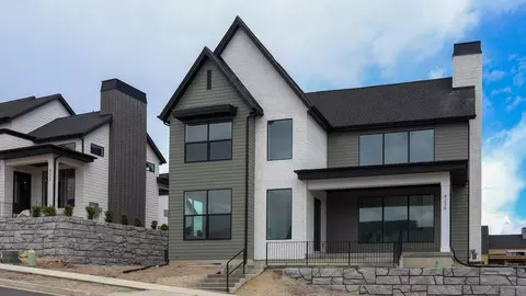 Exterior - 4550 N Horton Way, Draper, UT 84020 photo 4 of 10