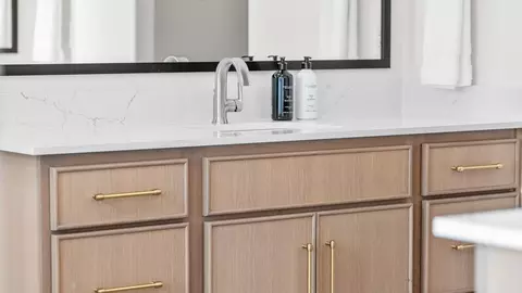Bath - 4550 N Horton Way, Draper, UT 84020 photo 18 of 18