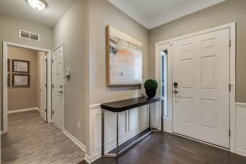 Entry Way - 49420 Mapleton, Canton, MI 48188 photo 1 of 2