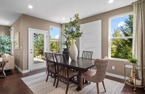 Dining - 49420 Mapleton, Canton, MI 48188 photo 1 of 1