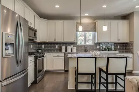 Kitchen - 49420 Mapleton, Canton, MI 48188 photo 1 of 2