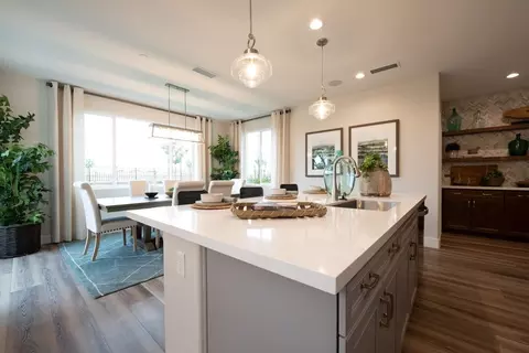 Kitchen - 785 Peters Rd S, Madera, CA 93636 photo 5 of 8