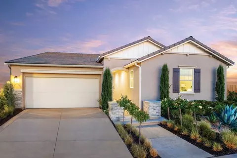 Exterior - 785 Peters Rd S, Madera, CA 93636 photo 5 of 10