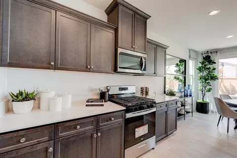 Kitchen - 785 Peters Rd S, Madera, CA 93636 photo 2 of 8