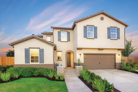 Exterior - 785 Peters Rd S, Madera, CA 93636 photo 4 of 10