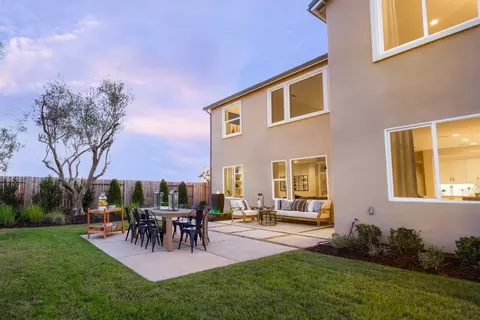 Exterior - 785 Peters Rd S, Madera, CA 93636 photo 9 of 10