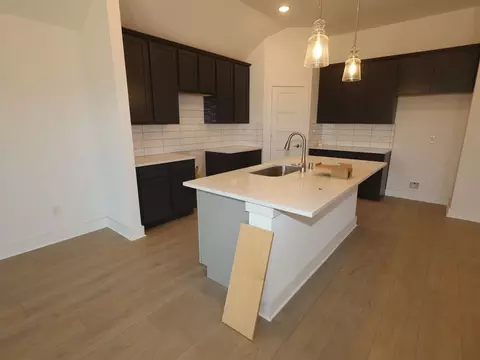 2203 Lone Bronco Blvd, Rosenberg, TX 77471