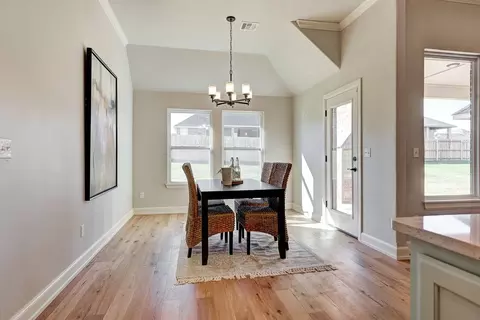 Dining - 7201 E Oakland St, Broken Arrow, OK 74014 photo 2 of 4