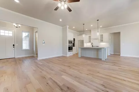 Living - 7201 E Oakland St, Broken Arrow, OK 74014 photo 3 of 3