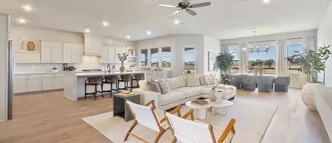 Other - 8522 Pamplona Ln, Shafter, CA 93263 photo 1 of 12