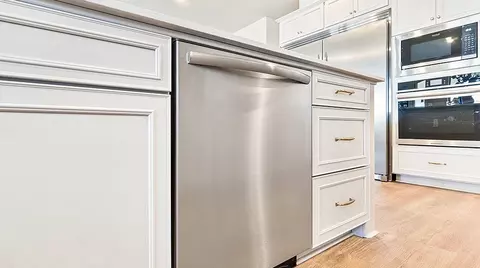 Kitchen - 8522 Pamplona Ln, Shafter, CA 93263 photo 4 of 5