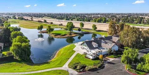 View/Area - 8522 Pamplona Ln, Shafter, CA 93263 photo 5 of 8