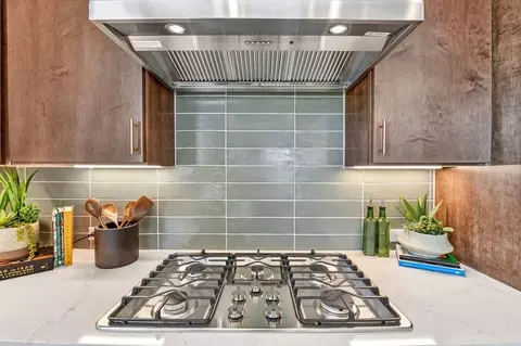 Kitchen - 13205 Ranahan Rd, Buda, TX 78610 photo 6 of 6