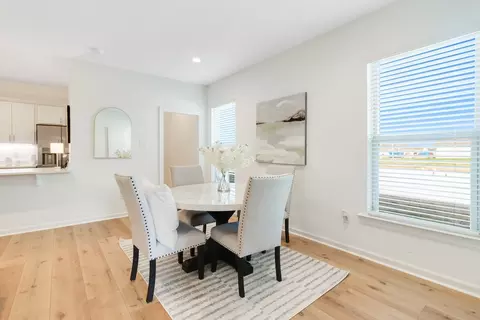Dining - 200 Wakely Ct, Lafayette, LA 70506 photo 1 of 1
