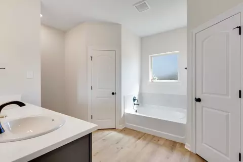 Bath - 48182 Grassland St, Robert, LA 70455 photo 2 of 4